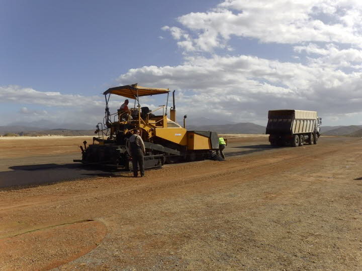 z1382118_538869719515877_1439537853_n